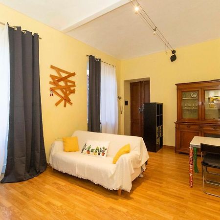 Porta Nuova & San Salvario Roomy Flat Turin Bagian luar foto