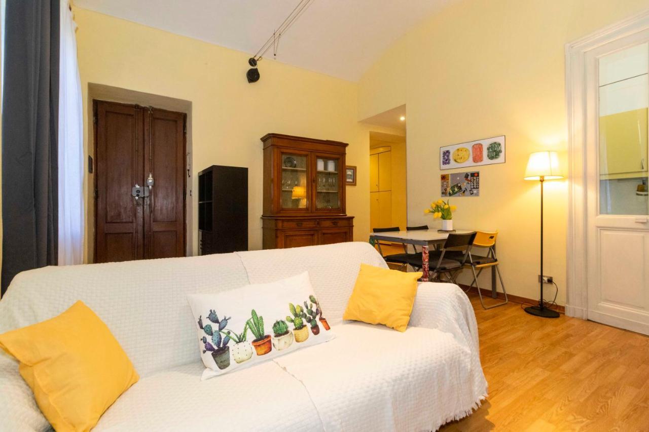 Porta Nuova & San Salvario Roomy Flat Turin Bagian luar foto